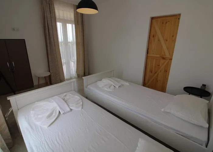 Flores Garden - Menada 아파트