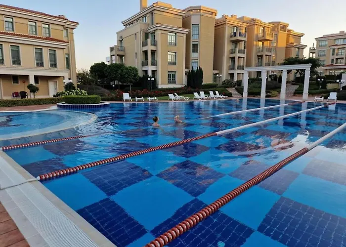 Flores Garden - Menada 아파트 *