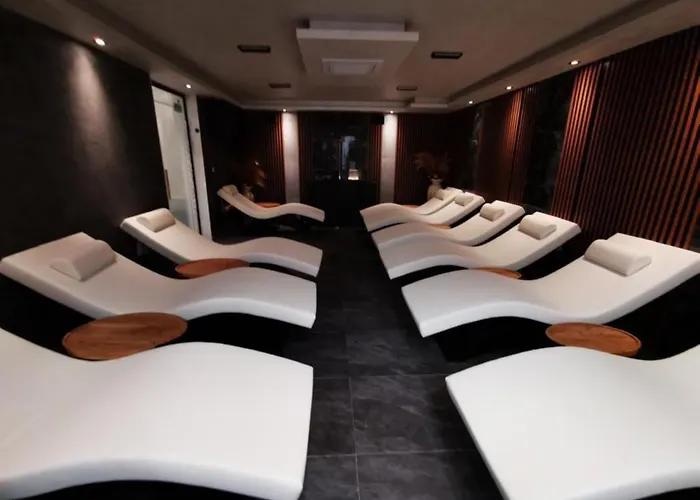 아파트 Flores Garden - Menada 체르노모레츠